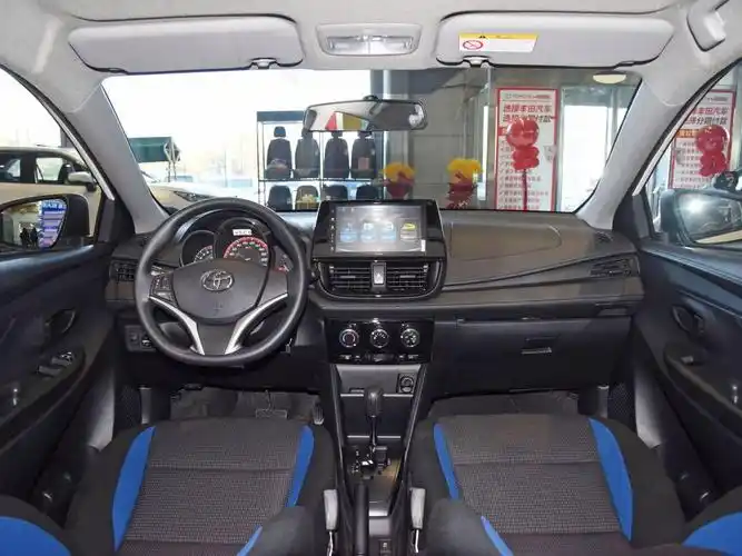 一汽丰田 威驰fs 2022款 1.5l cvt 锋驰care版