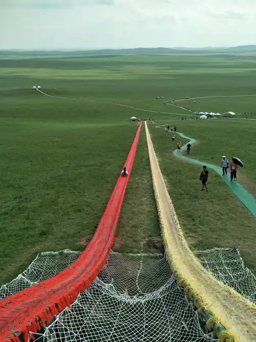 滑草让我感觉心脏跳出来了,特别刺激