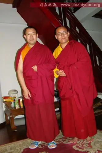 亚青阿松仁波切反复强调:除此之外再无修法!