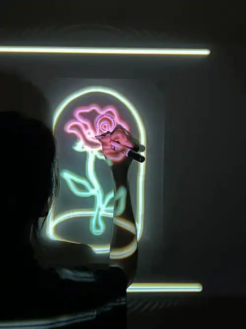 手就会99699692提前选好图案06投影仪绘制图案07用胶带固