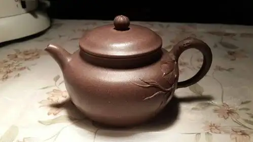 请专家帮我看看,我的这把壶怎么样?市场价格能值多少?