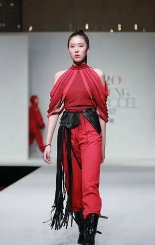 2020大学生龙腾精英模特大赛