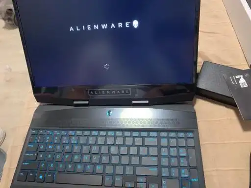 外星人m17 r5:见见 amd 游戏笔记本电脑之王