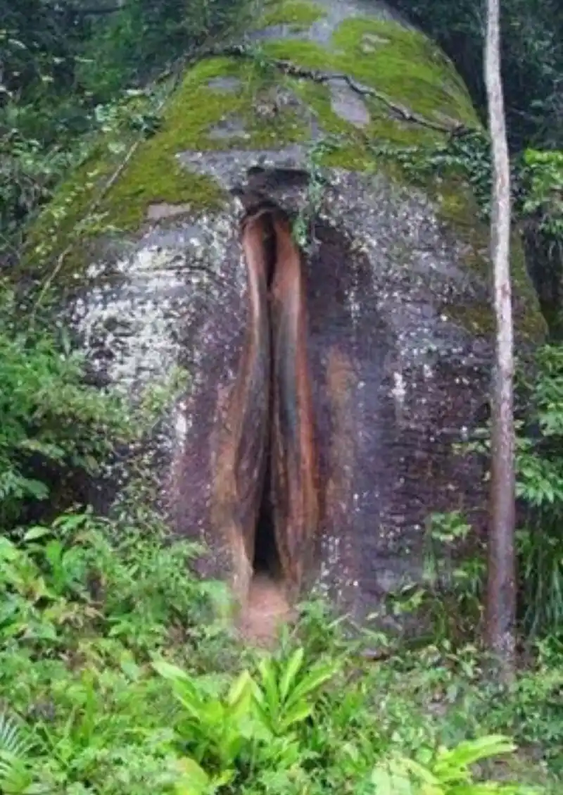 韶关丹霞山,一柱阳元石和隐秘难觅的阴元石,堪称鬼斧神工之凿