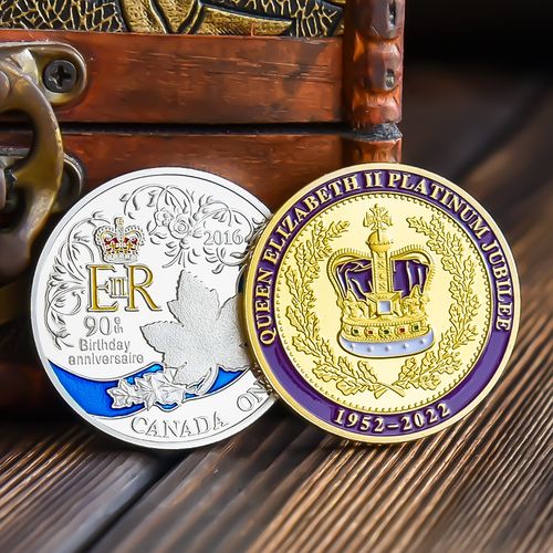 英国女王皇冠枫叶伊丽莎白二世纪念品纪念章创意金属欧美风硬币