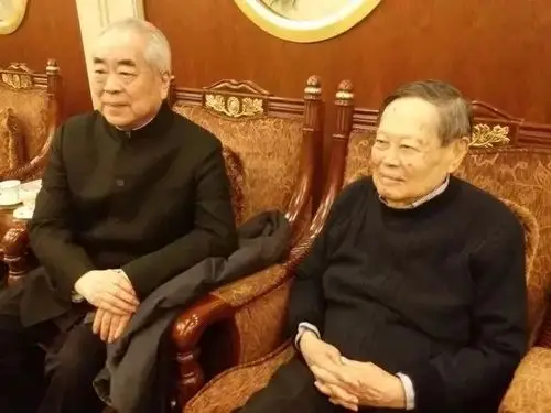 物理学家杨振宁真实身份曝光全世界感到害怕
