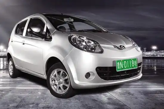 一万元小电跑4人座