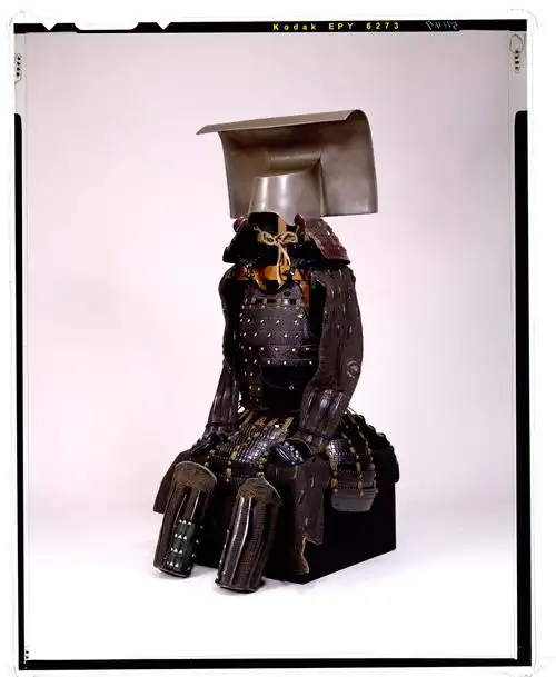 黒糸威胴丸具足