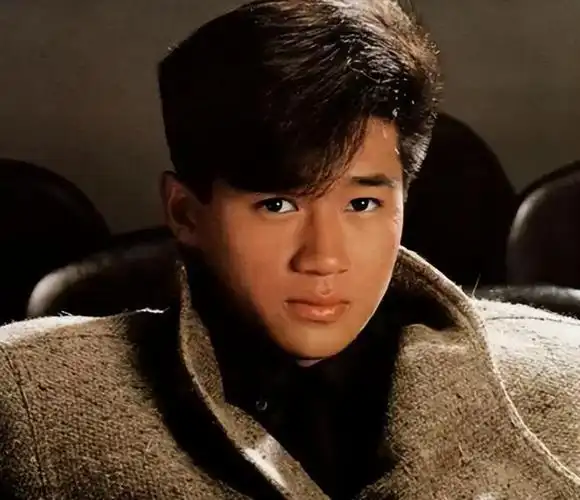 近藤真彦有多渣?骗梅艳芳当小三,毁日本元祖歌姬,56岁仍出轨