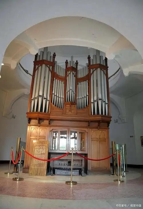 简述传统管风琴与电子管风琴的基本区别