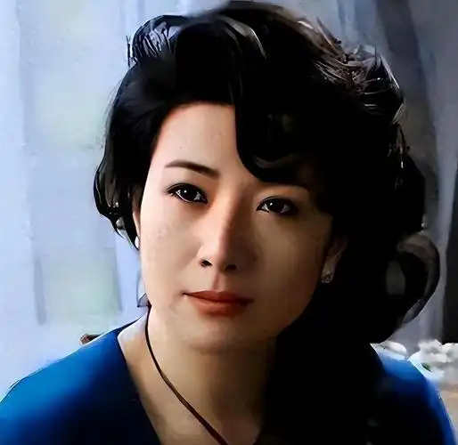 纪实国家一级演员王静身材傲人长相佳60岁婚姻成谜