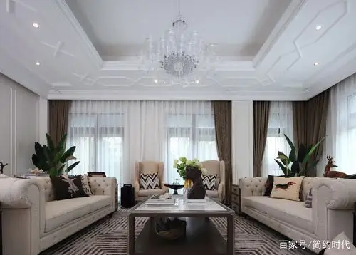 客厅吊顶的简约设计,低调奢华,也很耐看