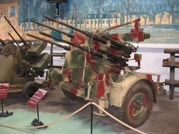 二战中盟军飞机的噩梦——千变万化的德国flak38型高射炮