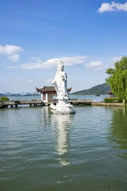 与自然亲近:宁波免费景区带你感受大自然的美妙