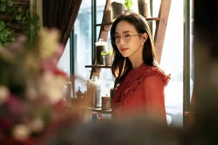 网剧《唐人街探案》热播 张钧甯身份反转演技获赞