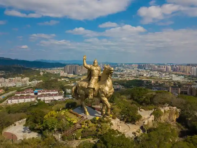 泉州大坪山郑成功雕像