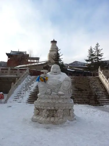 p1110348 br /> 五台山之佛与舍利