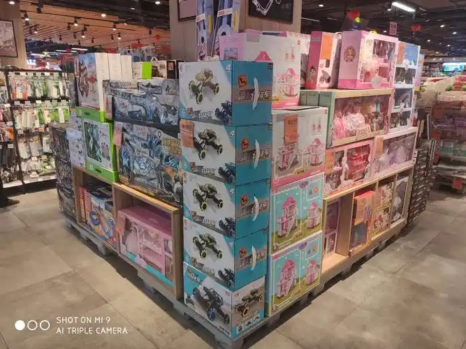 常青店02档玩具区块陈列