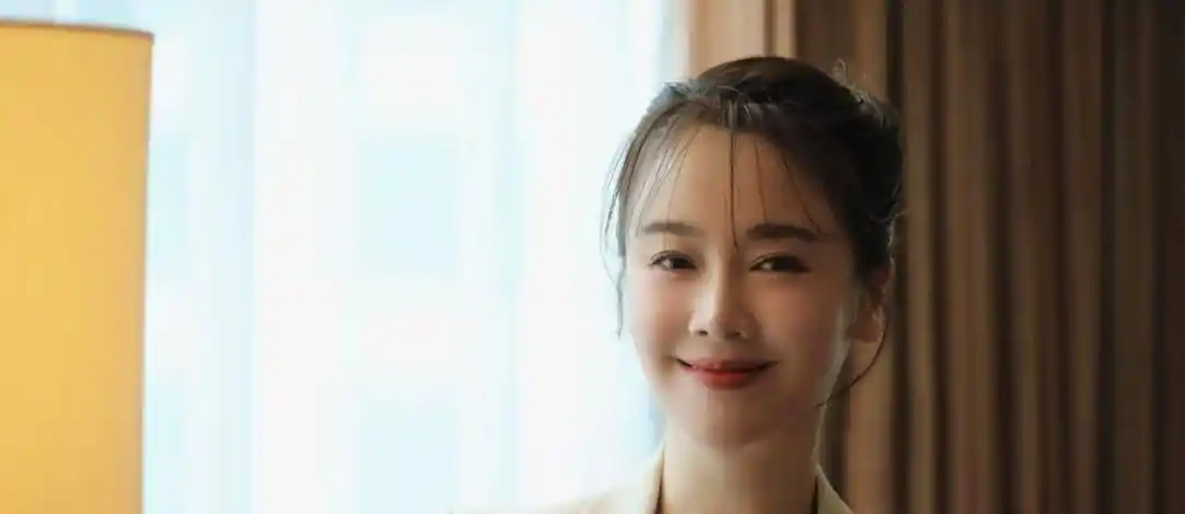 曾是孙红雷女友,与陈道明,段奕宏传绯闻,后却嫁大20岁圈外富豪_左小青