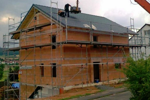 80年代三层砖混结构住宅房屋使用年限是多少