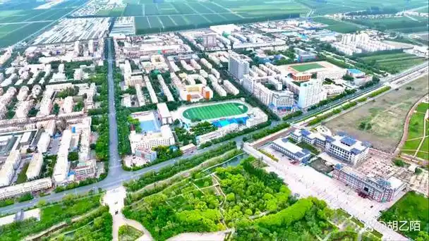 号称"塞外江南"的博湖县,位于新疆东南部,是新疆维吾尔自治区巴音郭楞