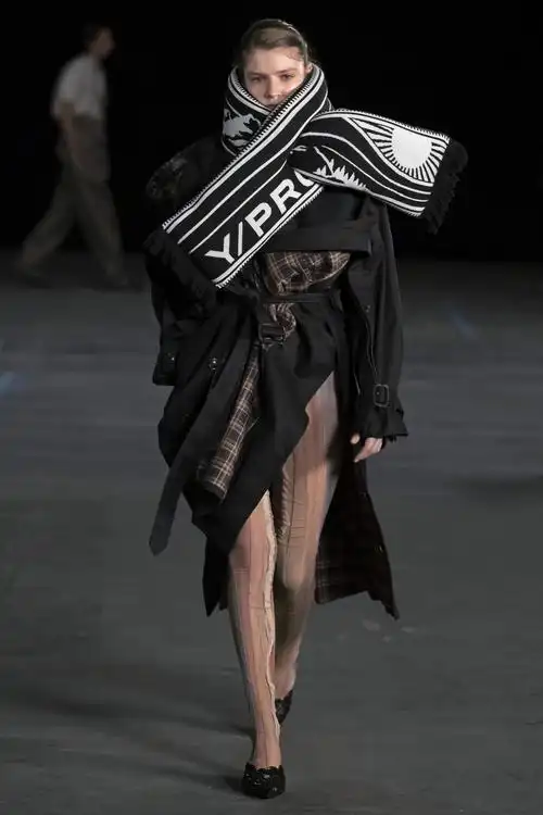 yproject 时装发布 成衣 男装 秀场 2021/22秋冬 欧美 巴黎时装周