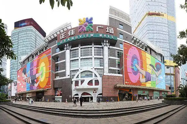 位于广州市天河区核心商业地带的正佳广场.