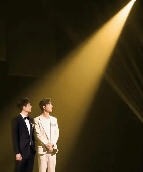 博君一肖微博之夜p图##网友p的博君一肖同框