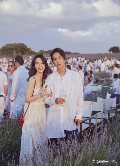 一直以来,女演员戚薇都是娱乐圈的气场女王.