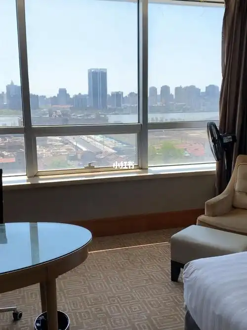 上海隔离-杨浦区兴荣温德姆酒店 英国回国