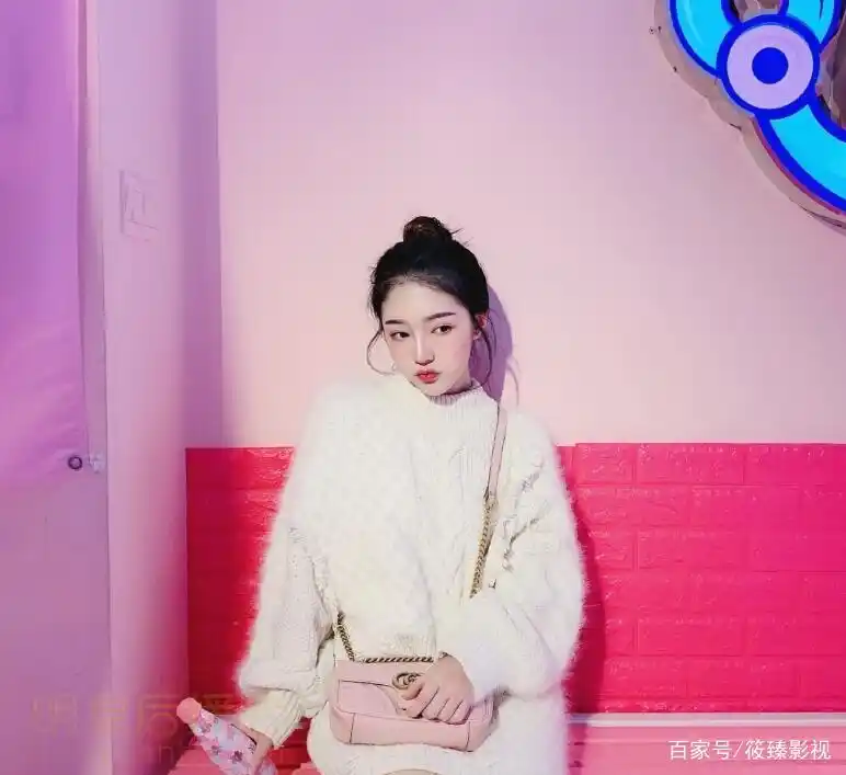 抖音小橙子真名叫什么