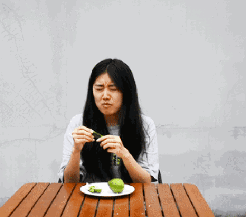 表情一号选手吃之前1号选手建议你还是不要往下看了——如果你正在