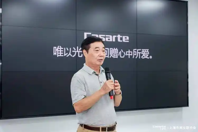 书记韩建华海尔智家上海中心营销部长刘杨发表了精彩的欢迎辞和演讲