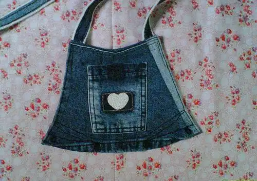 旧牛仔裤改造实用漂亮的牛仔裙子做法diy教程