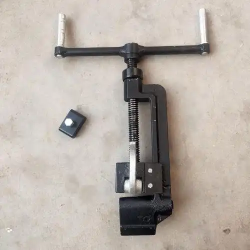 克拉管涨紧器克拉管夹紧器紧缩器扣件克拉管拉紧器紧固管件