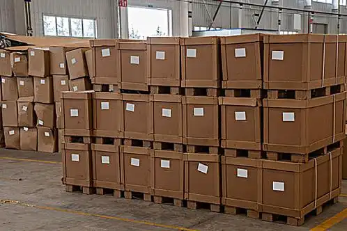 搬箱子图片_搬箱子图片大全_搬箱子图片素材