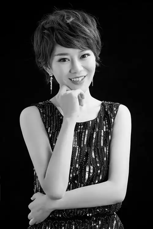 节目主持人刘敏