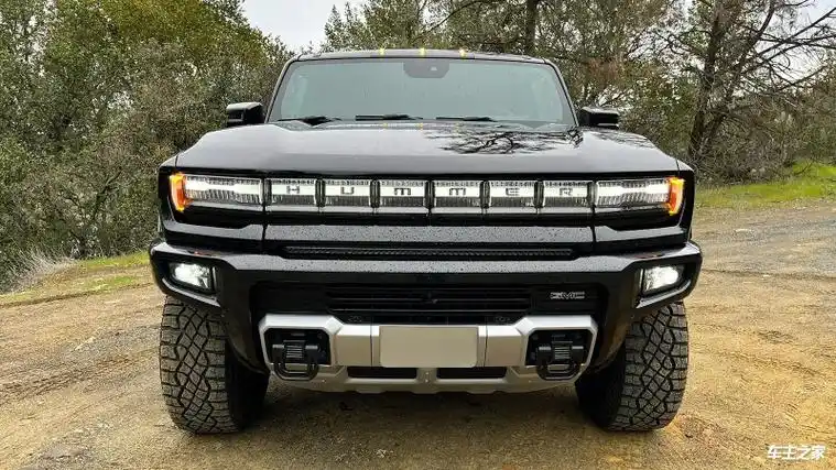 纯电动硬派越野车gmc悍马suv563公里续航3秒破百