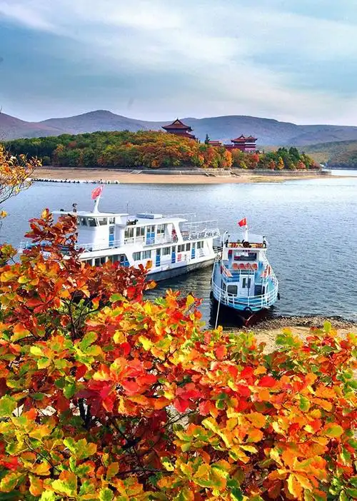 镜泊湖风景区_自驾车旅游联盟网