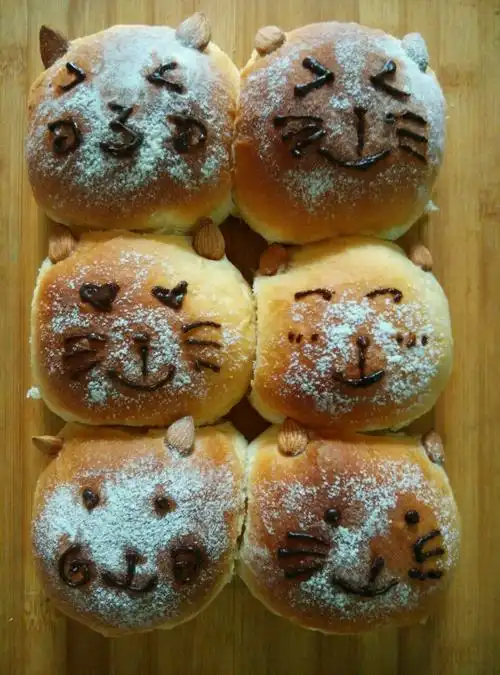 挤挤小面包的做法