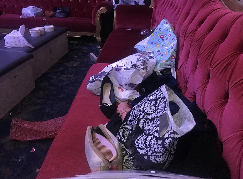 ktv现"谜语"服务!客人出价越高 表演越不堪入目