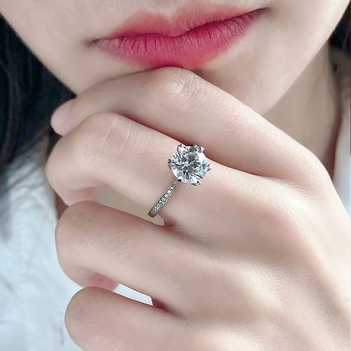 18k金六爪皇冠莫桑石戒指女50分1二3克拉钻戒结婚礼饰品订婚情侣