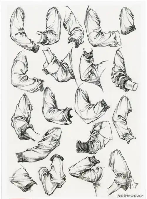 出衣褶的微小变化,也能使画面更加饱满,在速写中不需要过于追求所谓