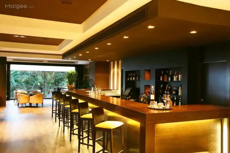 酒店吧台装修效果图 给您完美第一印象