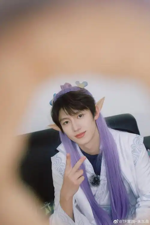 然后就是这次年会我就差一点点点点点得到特等奖!