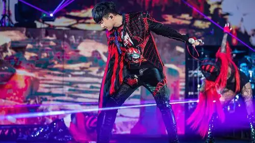 0》世界巡回演唱会,港台明星-回车桌面