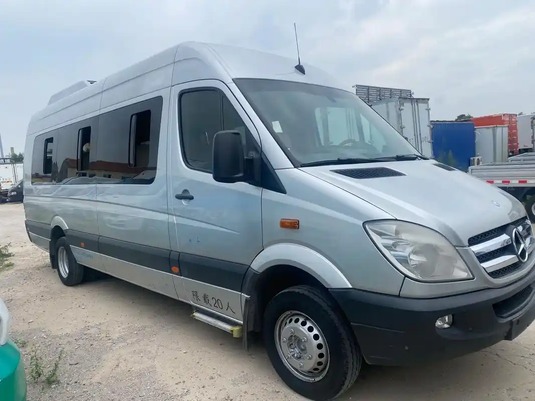 20座:1 4年8月商旅款奔驰凌特客车:#20座:1 4年8 - 抖音
