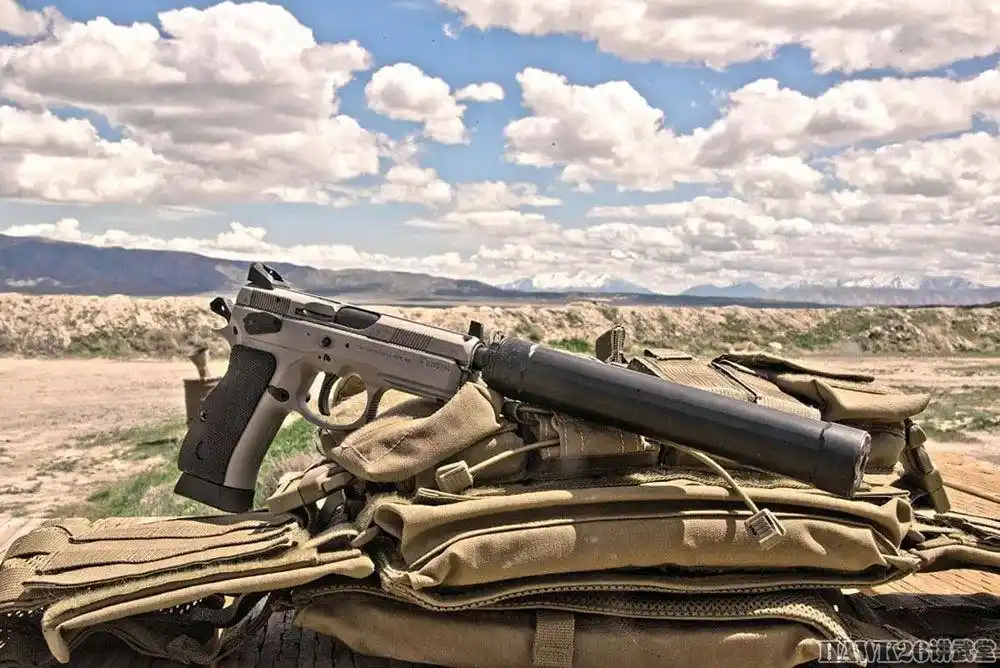 评测:cz p-01 omega微声手枪 性能出众的家庭自卫武器_消音器