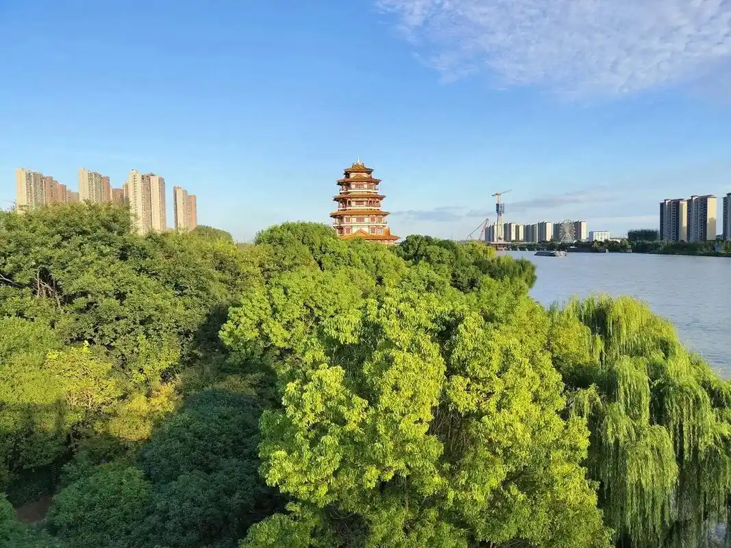 泗阳运河风光带 秋色美景看过来 泗阳运河风光带,是千里运河最具诗情