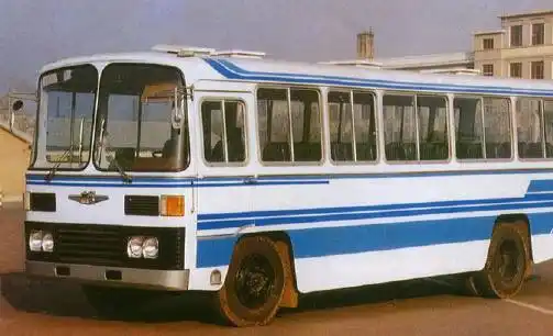 国内公认的80年代老汽车:开过三种以上,请允许我叫你一声爷爷!